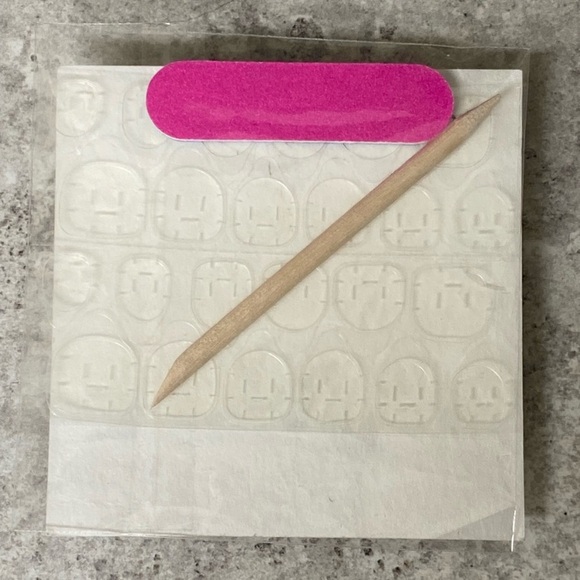 Handmade Chocolate-Themed Nail Set - Picture 5 of 6